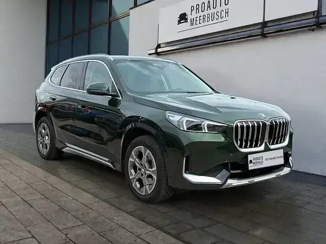 Gebraucht BMW X1 xLine 163 PS (119 kW) 2025 Sanremo green SUV
