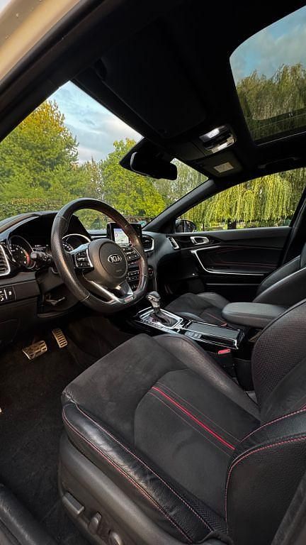 Gebraucht Kia Ceed GT GT 204 PS (150 kW) 2019 Weiß Limousine