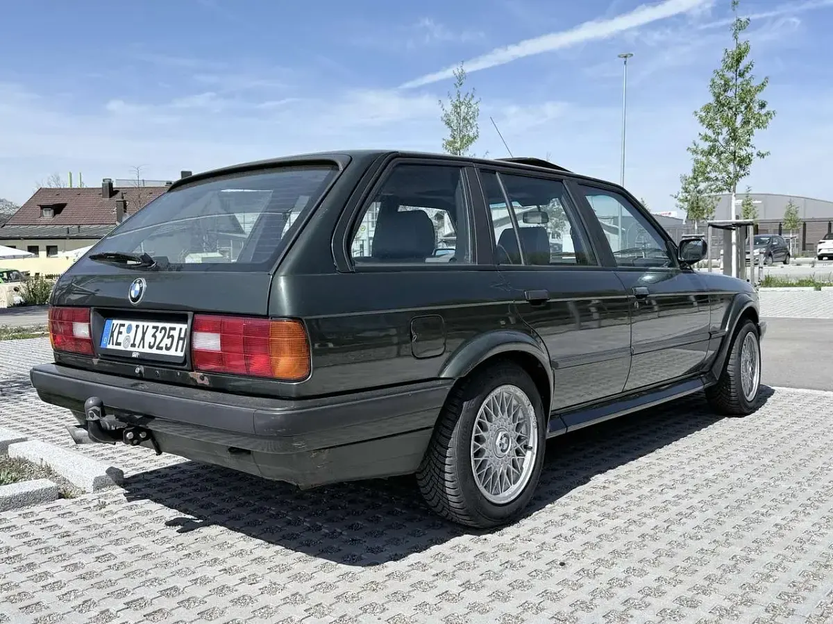 Gebraucht BMW 325 170 PS (125 kW) 1990 Kombi