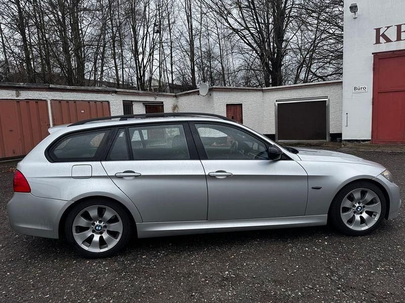 Gebraucht BMW 330 Performance 245 PS (180 kW) 2008 Silber Kombi