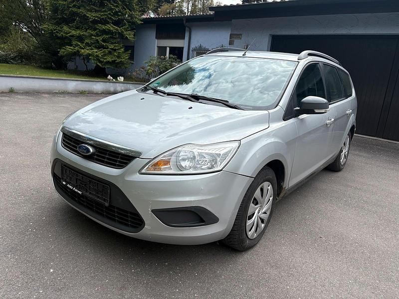 Usata Ford Focus 100 CV (73 kW) 2009 Argento Berlina