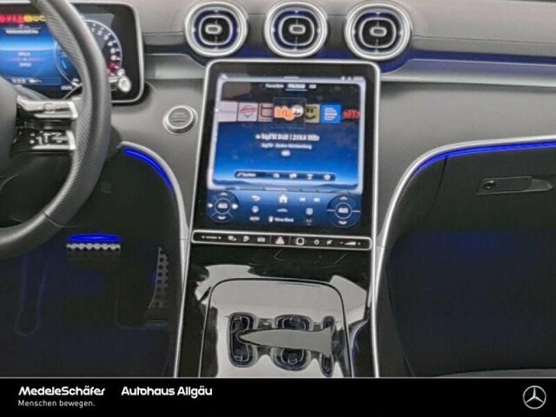 Używany Mercedes E400 AMG 252 KM (185 kW) 2025 Srebrny Sedan/Limuzyna
