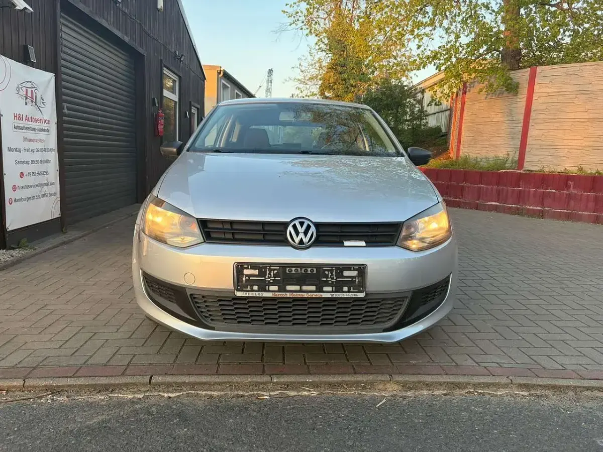 Gebraucht VW Polo Trendline 60 PS (44 kW) 2011 Silber Kleinwagen