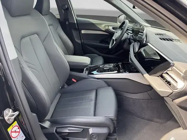 Gebraucht Audi A5 Ambiente 204 PS (150 kW) 2025 Mythosschwarz metallic Limousine