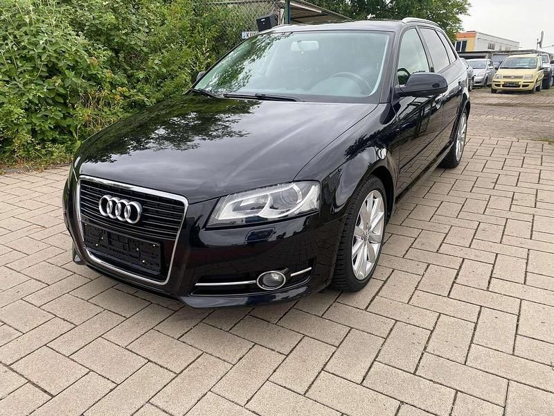 Phantomschwarz Gebraucht 2012 Audi A3 Ambition Kleinwagen | 6.000 € (Fairer Preis) - Bild 1/4