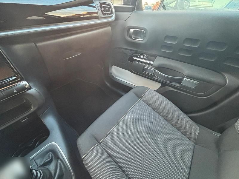 Gebraucht Citroën C3 Start 81 PS (59 kW) 2024 Rot Kleinwagen