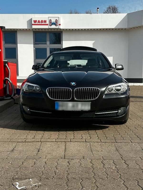 Second-hand BMW 528 258 CP (189 kW) 2010 Gri Berlinǎ