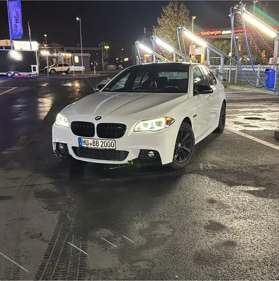 Gebraucht BMW 530 M Sport 258 PS (189 kW) 2016 Weiß Limousine
