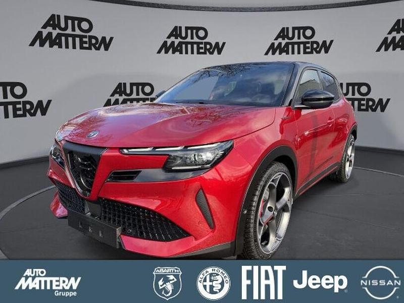 Rot Gebraucht 2025 Alfa Romeo Junior Veloce SUV | 45.990 € (Etwas zu teuer) - Bild 1/4