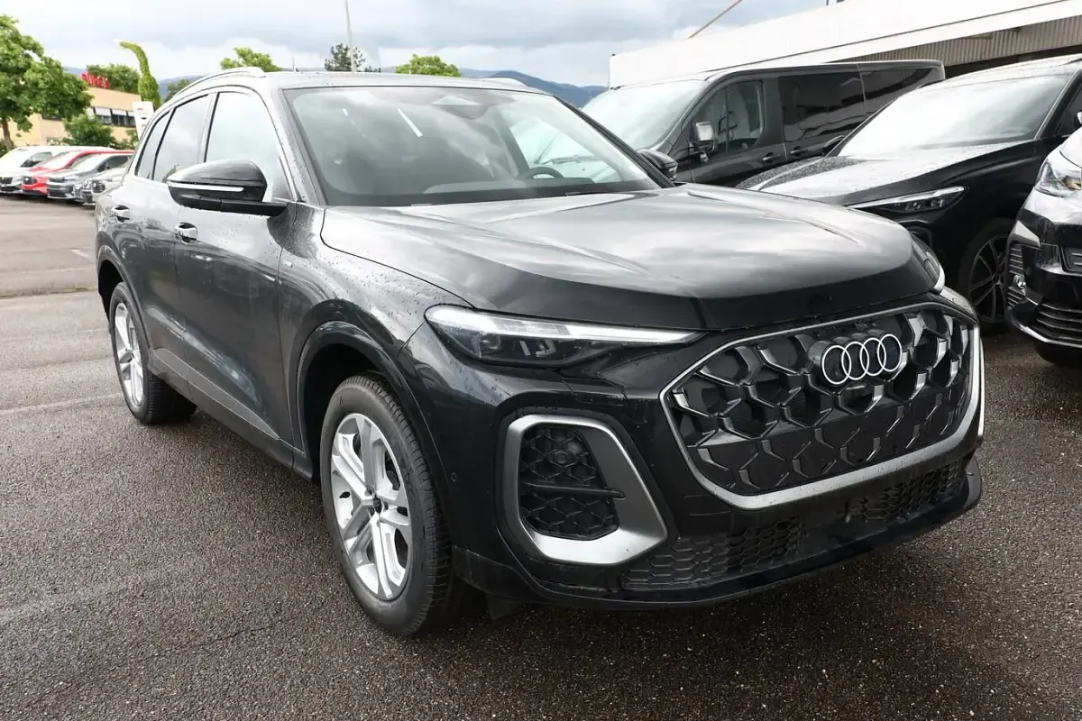 Ny Audi Q5 S-Line 204 HK (150 kW) 2025 Grå SUV