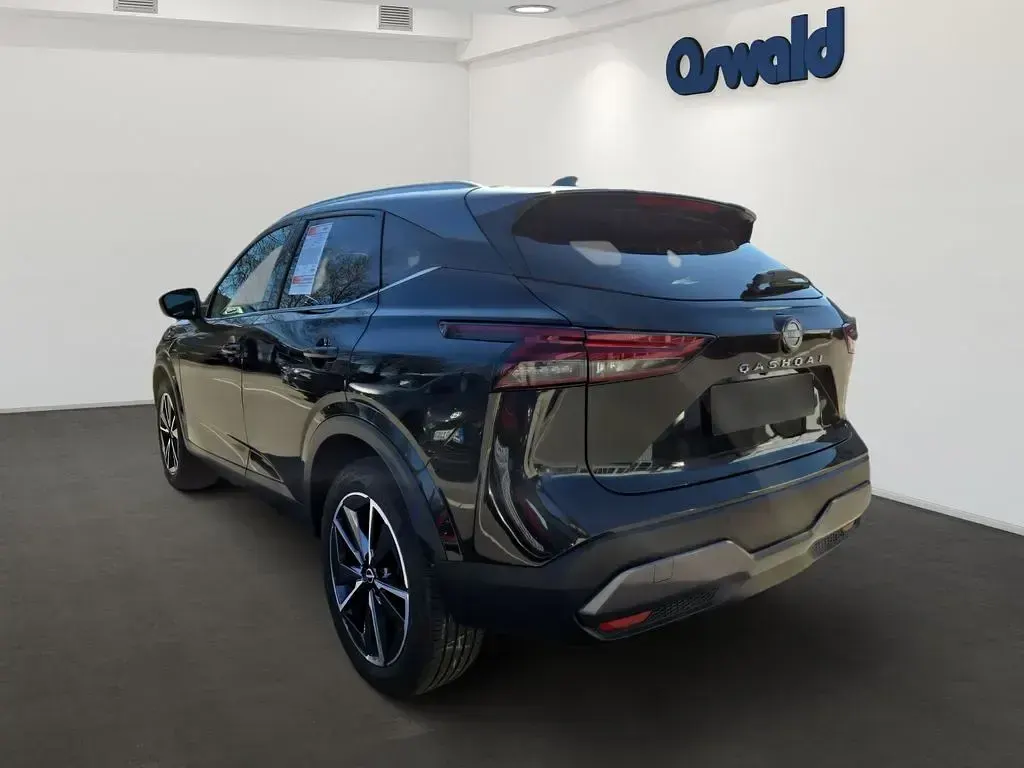 Gebraucht Nissan Qashqai Tekna 158 PS (116 kW) 2023 Schwarz SUV