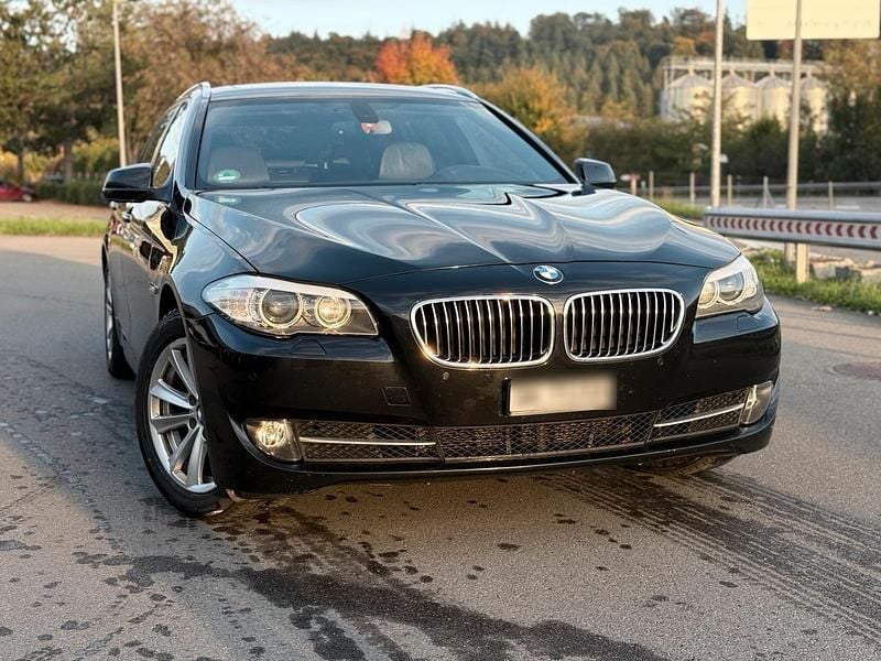 Schwarz Gebraucht 2012 BMW 530 Kombi | 7.500 € (Superpreis) - Bild 1/4
