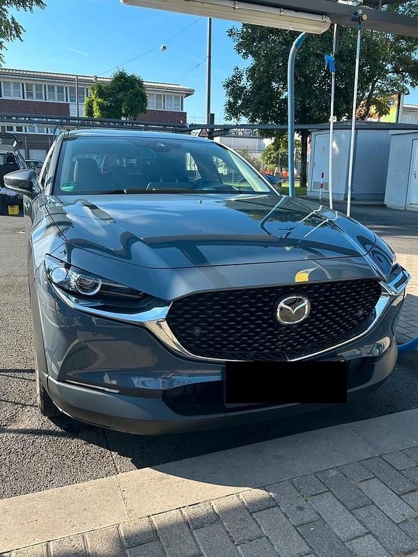 Grau Gebraucht 2020 Mazda CX-30 SUV | 22.850 € (Guter Preis) - Bild 1/4