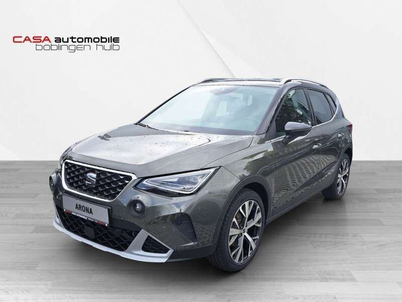 Cliff grau / midnight schwarz Gebraucht 2024 Seat Arona Xperience SUV | 29.890 € - Bild 1/4