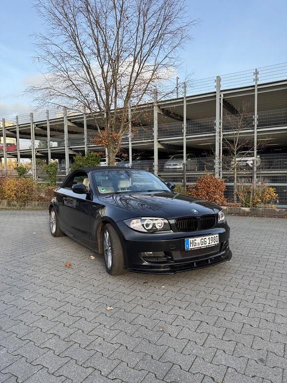 Gebraucht BMW 118 Cabriolet 143 PS (105 kW) 2010 Schwarz Cabrio