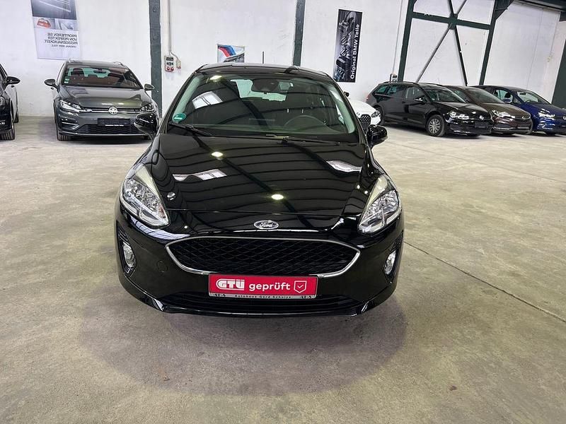 Schwarz Gebraucht 2018 Ford Fiesta Cool & Connect Kleinwagen | 9.990 € (Superpreis) - Bild 1/4