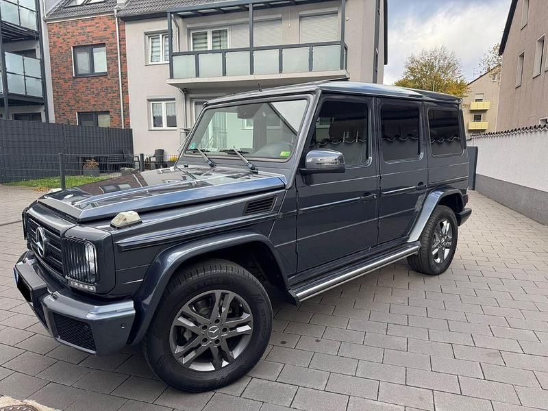 Grau Gebraucht 2016 Mercedes G350 SUV | 58.800 € (Superpreis) - Bild 1/4