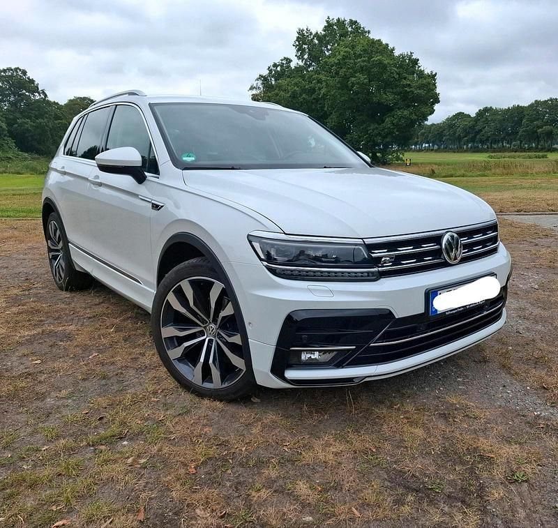 Weiß Gebraucht 2019 VW Tiguan Highline SUV | 26.500 € (Fairer Preis) - Bild 1/4
