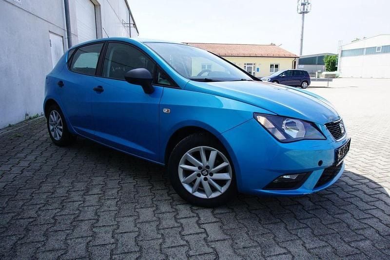"alor" blau Gebraucht 2016 Seat Ibiza Limousine | 2.950 € (Fairer Preis) - Bild 1/4