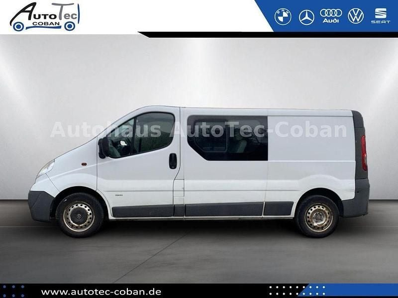 Gebraucht Opel Vivaro 114 PS (83 kW) 2007 Weiß Van / Kleinbus