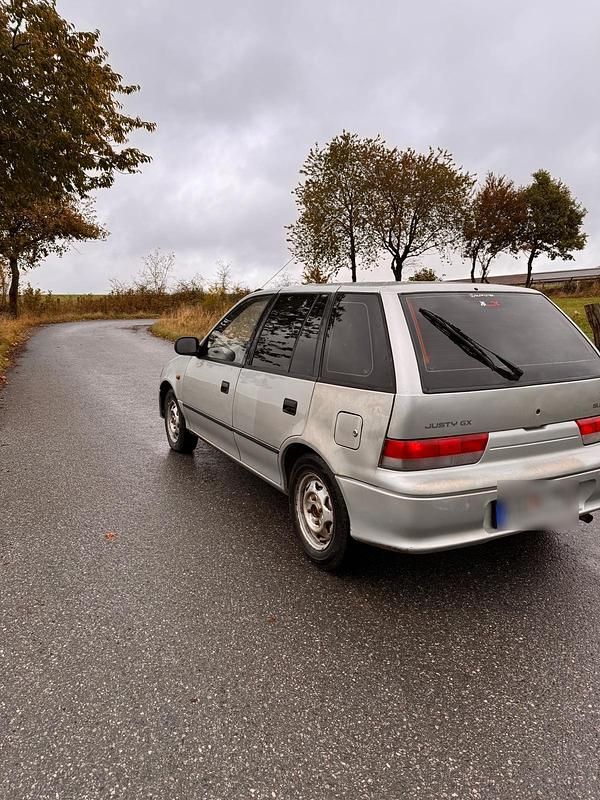 Silber Gebraucht 2001 Subaru Justy Kleinwagen | 2.300 € - Bild 1/2