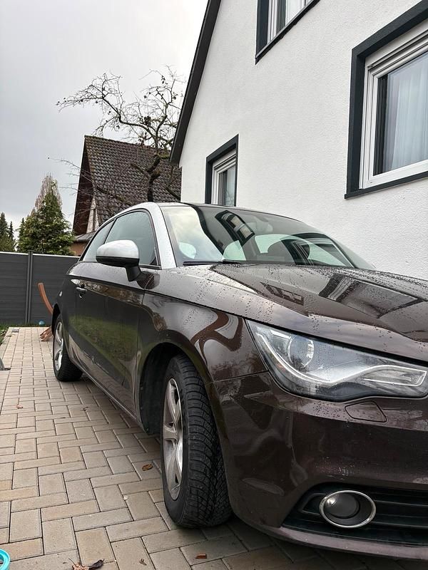 Second-hand Audi A1 105 CP (77 kW) 2012 Maro Hatchback