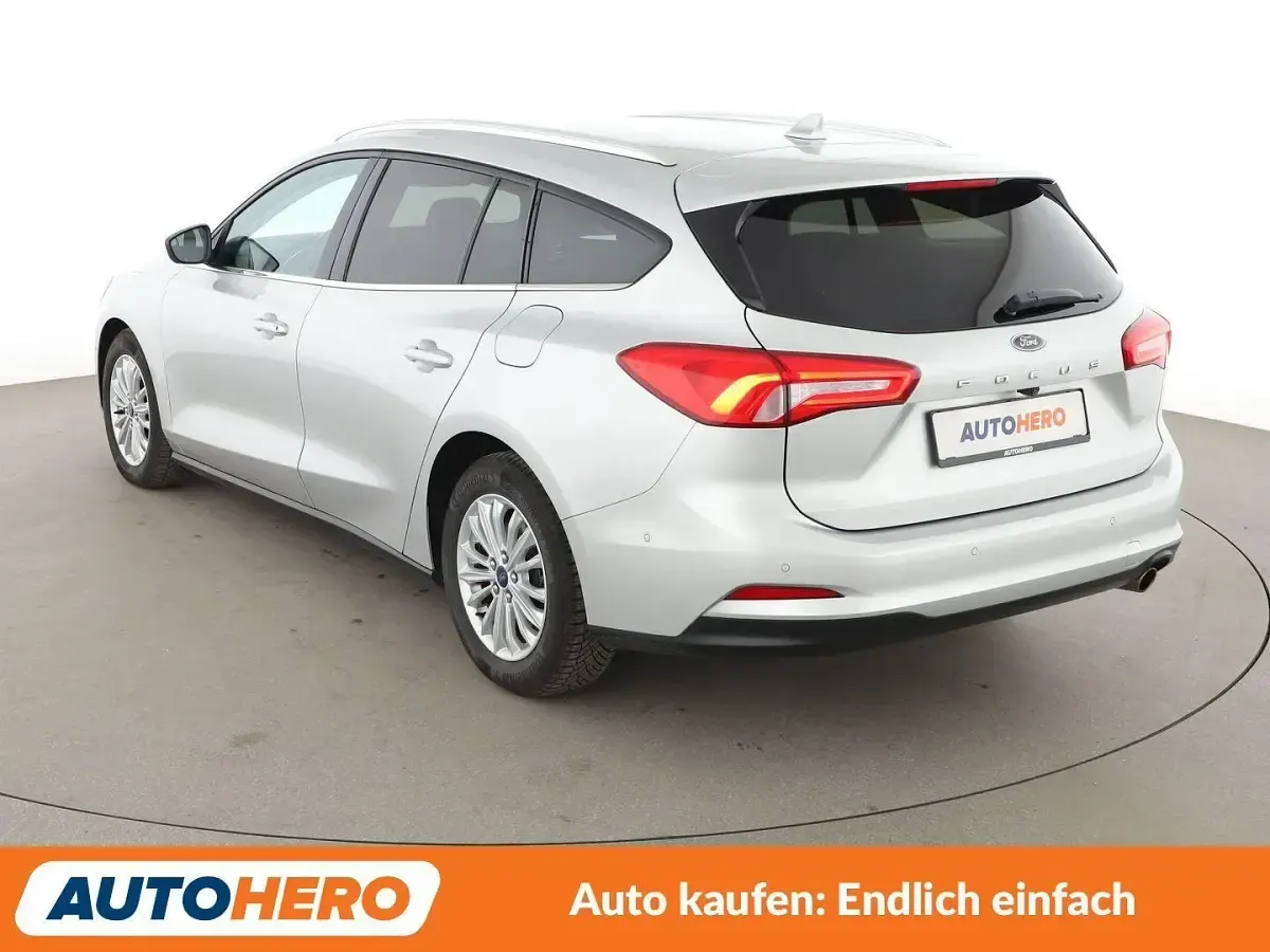 Gebraucht Ford Focus Titanium 150 PS (110 kW) 2021 Grau Kombi