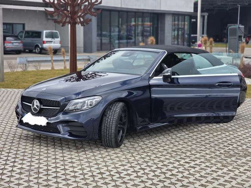 Blau Gebraucht 2023 Mercedes C300 AMG line Plus Cabrio | 48.500 € (Fairer Preis) - Bild 1/4