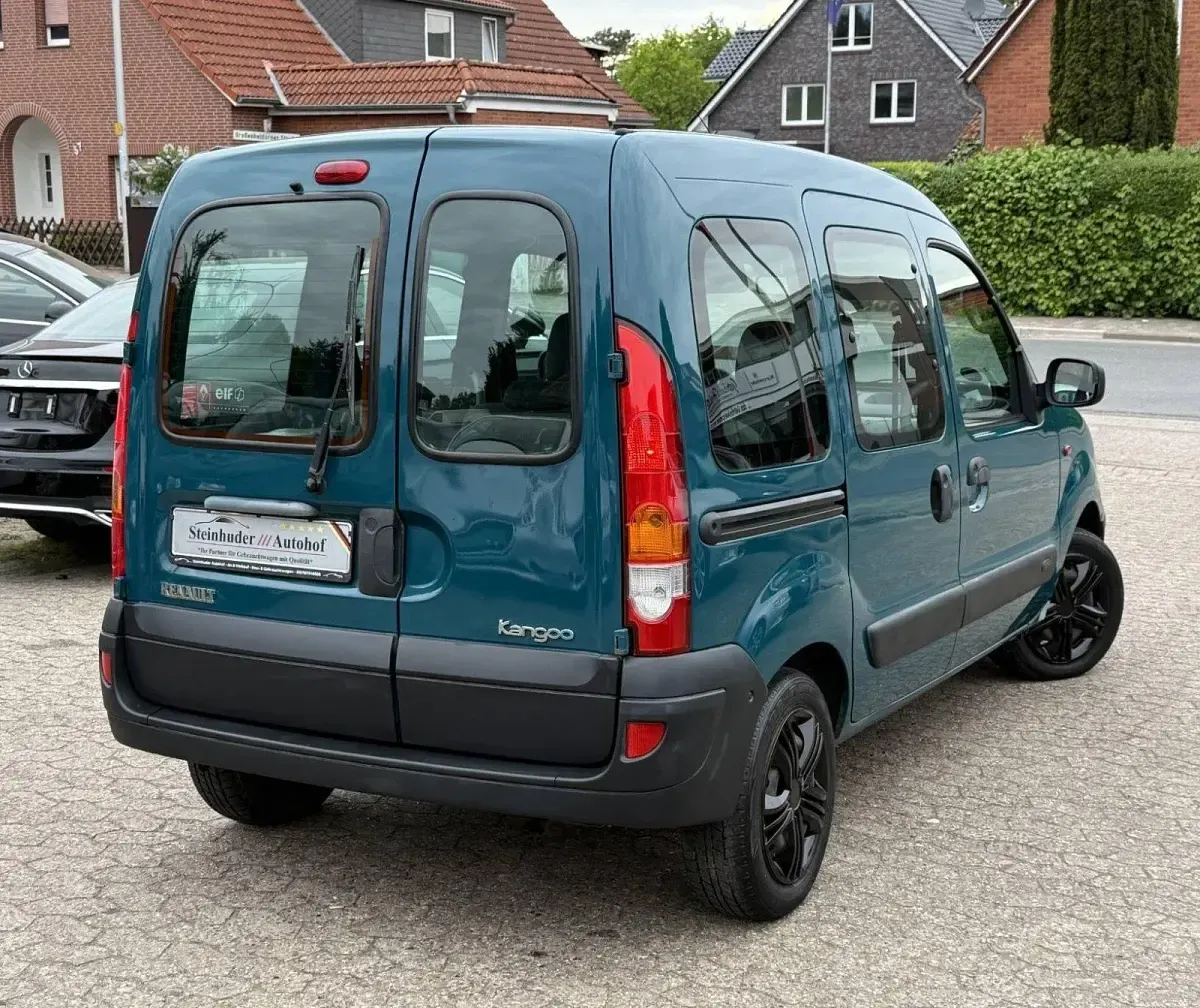 Usata Renault Kangoo 75 CV (55 kW) 2003 Verde Monovolume