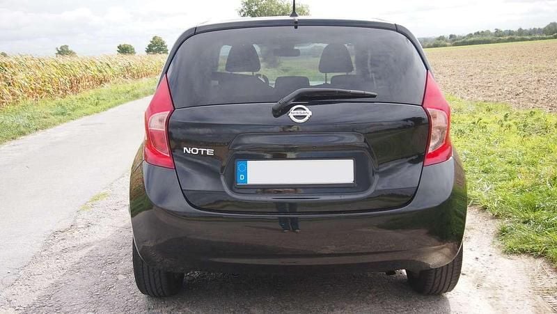 Gebraucht Nissan Note Acenta+ 98 PS (72 kW) 2016 Schwarz Kleinwagen