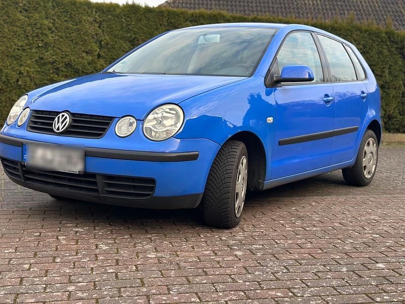 Blau Gebraucht 2002 VW Polo Kleinwagen | 800 € (Guter Preis) - Bild 1/4