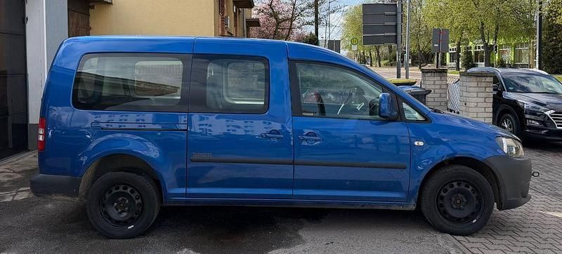 Gebraucht VW Caddy Maxi Trendline 110 PS (80 kW) 2011 Blau Van / Kleinbus