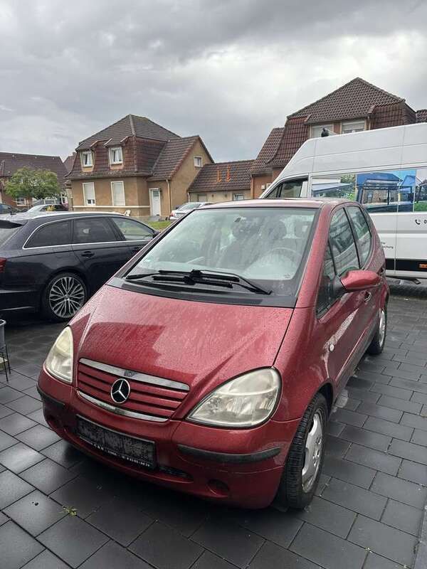 Gebraucht 2000 Mercedes A170 Elegance Limousine | 900 € (Guter Preis) - Bild 1/4