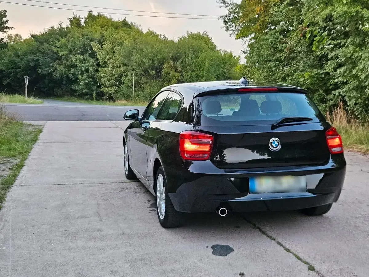 Gebraucht BMW 114 170 PS (125 kW) 2013 Schwarz Kleinwagen