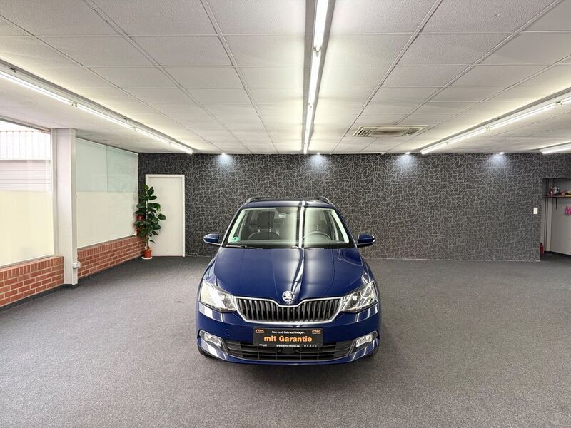 Blau Gebraucht 2017 Skoda Fabia Style Kombi | 7.690 € (Guter Preis) - Bild 1/4
