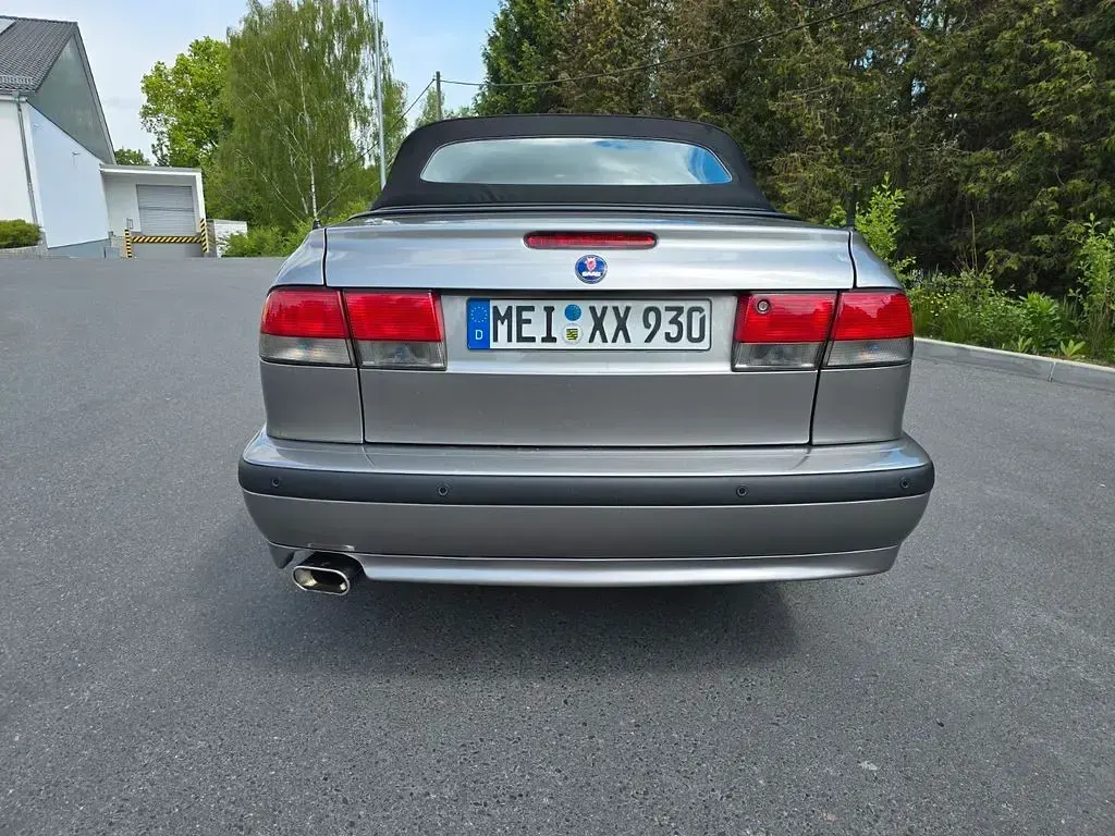 Używany Saab 9-3 Cabriolet 286 KM (210 kW) 2002 Czarny Kabriolet