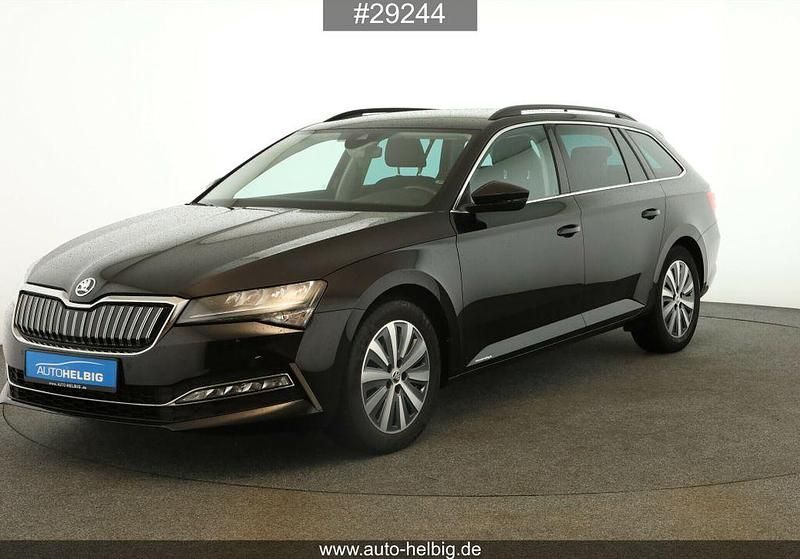 Schwarz Gebraucht 2022 Skoda Superb Kombi | 19.990 € (Superpreis) - Bild 1/4