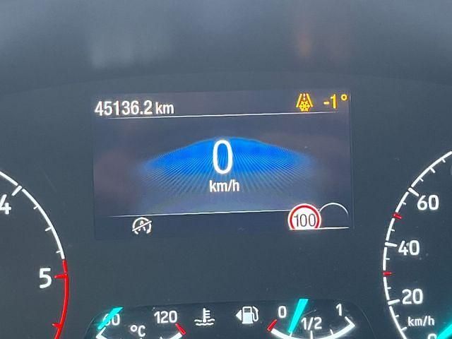 Gebraucht Ford Transit Trend 131 PS (96 kW) 2024 Frostweiß Van / Kleinbus