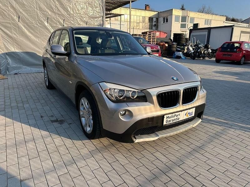 Gebraucht BMW X1 150 PS (110 kW) 2011 Silber SUV