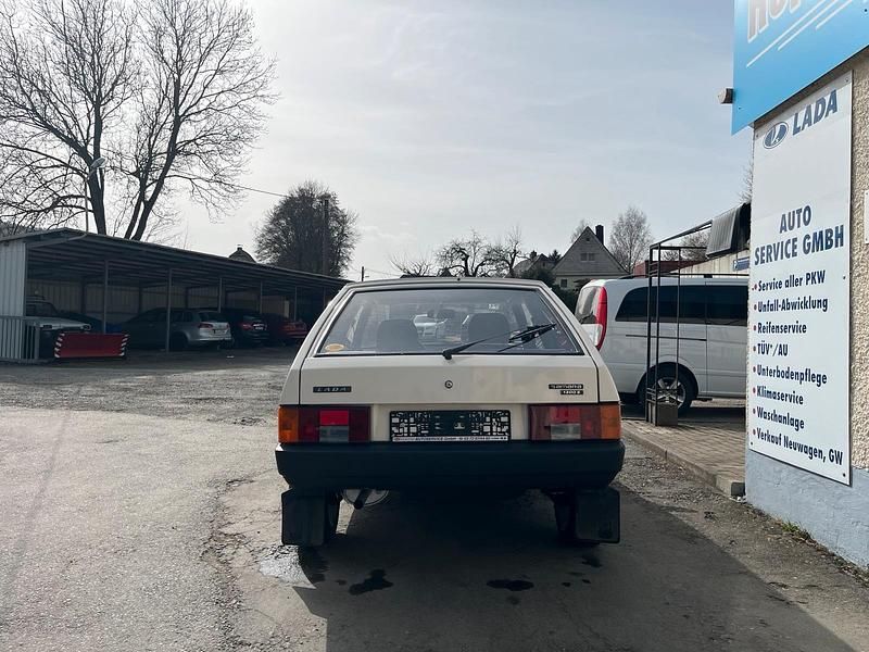 Gebraucht Lada Samara 61 PS (44 kW) 1990 Beige Kleinwagen
