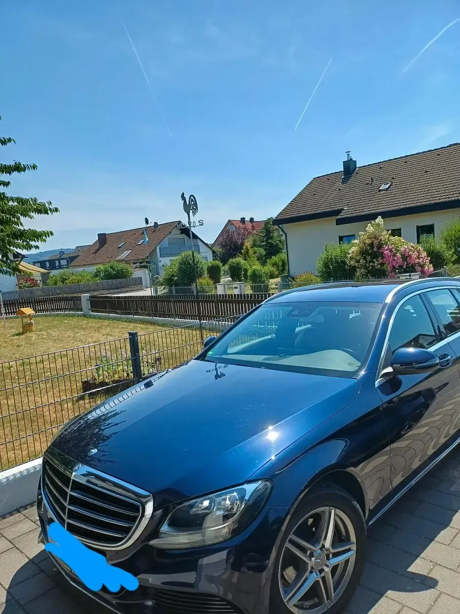 Gebraucht Mercedes C220 170 PS (125 kW) 2016 Blau Kombi