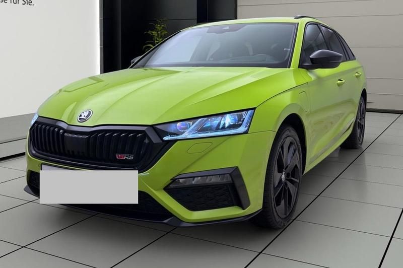 Grün Gebraucht 2022 Skoda Octavia RS Kombi | 29.000 € (Fairer Preis) - Bild 1/4