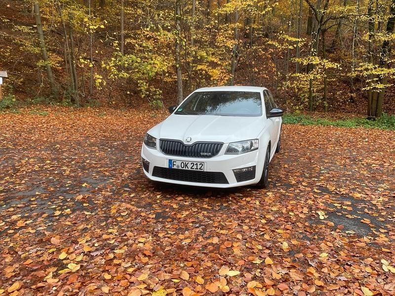 Gebraucht 2015 Skoda Octavia vRS Kleinwagen | 10.200 € (Guter Preis) - Bild 1/4