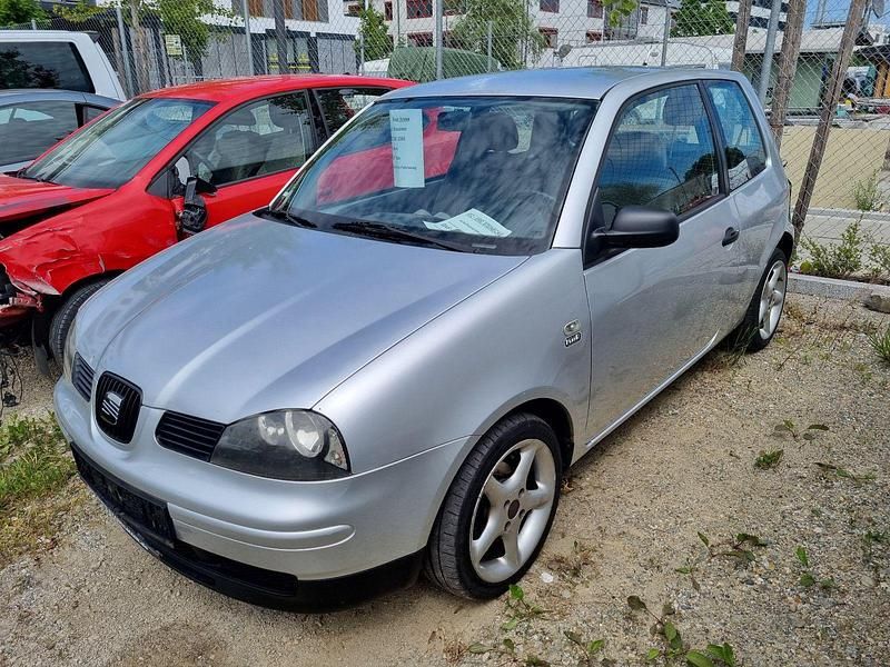 Silber Gebraucht 2005 Seat Arosa Kleinwagen | 390 € - Bild 1/4