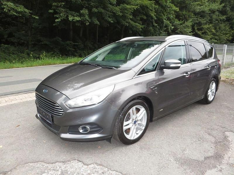 Gebraucht 2016 Ford S-MAX Titanium Van / Kleinbus | 9.500 € (Etwas zu teuer) - Bild 1/4
