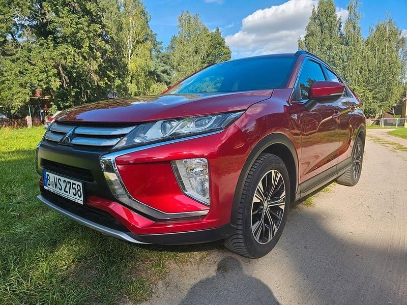 Rot Gebraucht 2020 Mitsubishi Eclipse Cross SUV | 16.599 € (Superpreis) - Bild 1/4