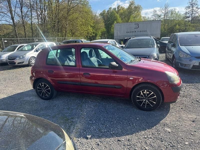 Occasion Renault Clio II 75 ch (55 kW) 2003 Rouge Berline