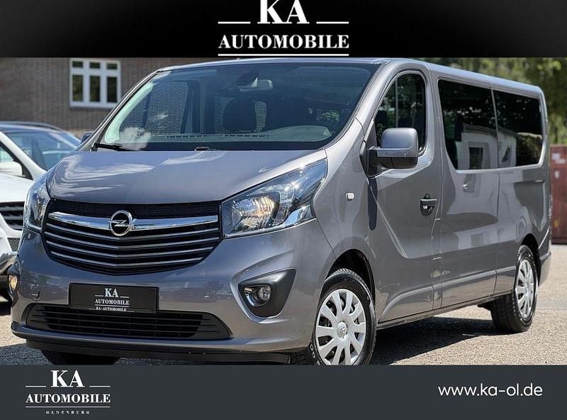Grau Gebraucht 2018 Opel Vivaro Van / Kleinbus | 14.999 € (Teuer) - Bild 1/4