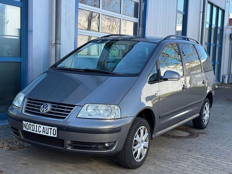 Gebraucht VW Sharan 140 PS (102 kW) 2007 Grau Van / Kleinbus