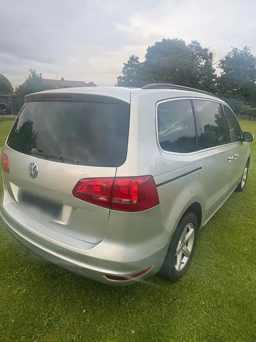 Gebraucht VW Sharan Comfortline 150 PS (110 kW) 2011 Silber Van / Kleinbus